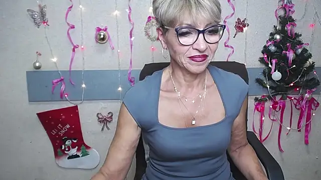 EllaBonito online show from December 22, 9:44 am