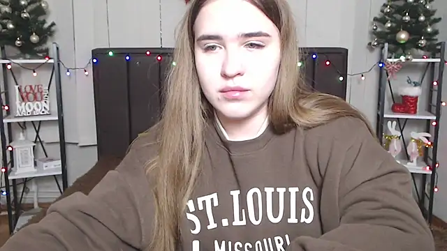 LauraHlot online show from January 11, 4:38 am