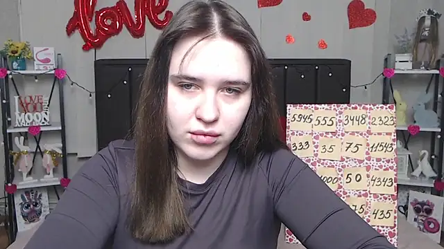 LauraHlot online show from March 1, 6:11 pm