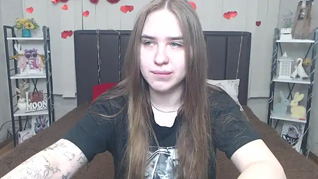 LauraHlot online show from May 14, 5:31 pm