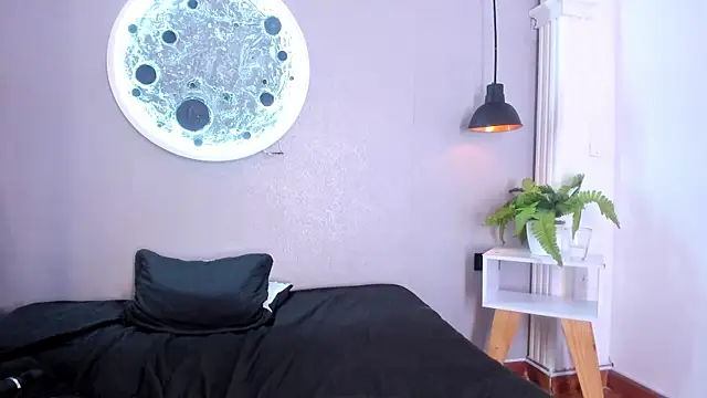 Snapshot of Sofia__rivera chatting on February 20, 4:57 pm Sofia rivera online show from February 20, 4:57 pm