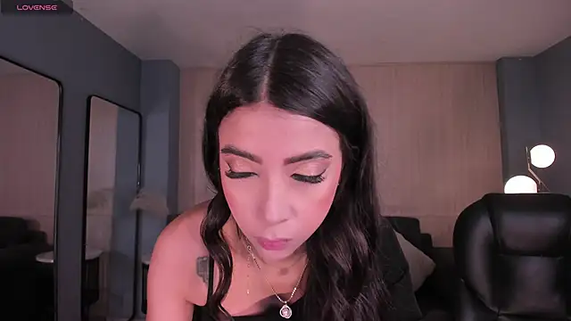 ValeriaVelvet online show from May 1, 12:10 pm