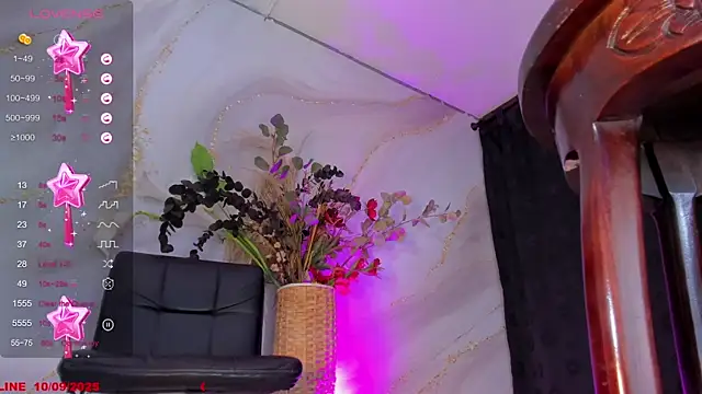 Karla-Ebony online show from September 10, 1:44 pm