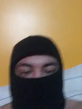 Snapshot of crisito- chatting on February 6, 4:21 am crisito- online show from February 6, 4:21 am