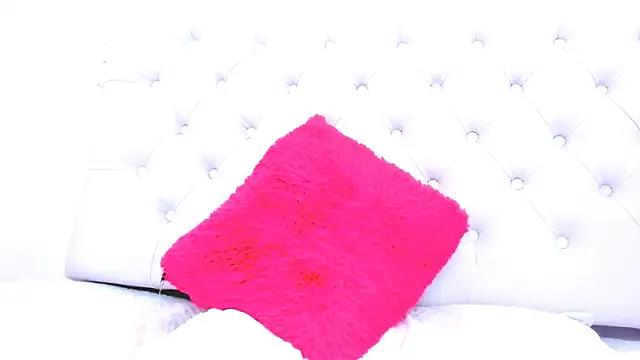 silvana  miller online show from January 30, 1:22 am