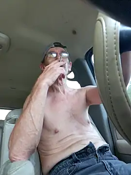 Snapshot of coolbrease10 chatting on September 17, 11:39 pm coolbrease10 online show from September 17, 11:39 pm