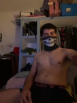 Snapshot of CrazyApachw chatting on March 8, 7:23 am CrazyApachw online show from March 8, 7:23 am