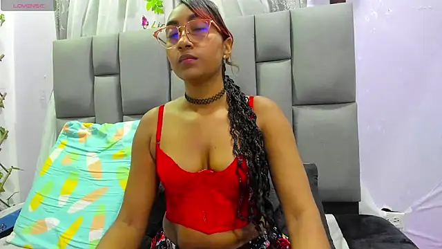 Snapshot of MurphyAngelina chatting on October 10, 4:55 am MurphyAngelina online show from October 10, 4:55 am