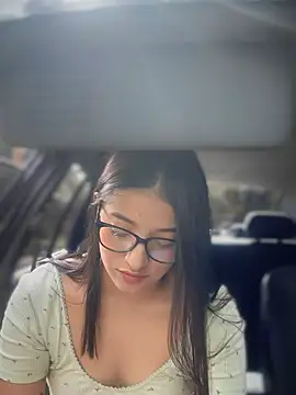 Arilw online show from March 18, 2:04 pm