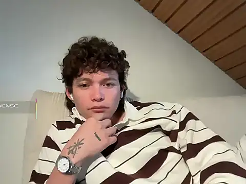 Snapshot of ccamilo-andress chatting on September 26, 10:08 am ccamilo-andress online show from September 26, 10:08 am