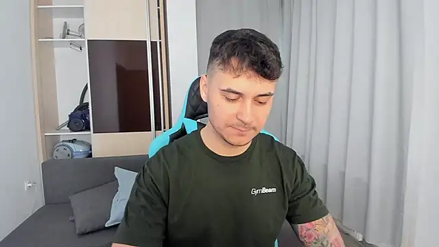 MatMalonne online show from February 5, 9:47 am