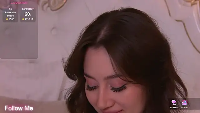 Snapshot of MaryReel chatting on March 4, 6:39 pm MaryReel online show from March 4, 6:39 pm