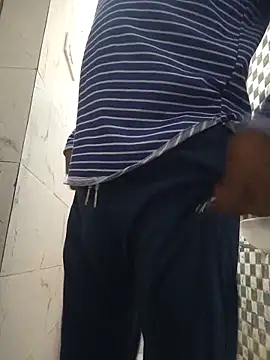 Shubuu  x online show from February 18, 10:55 am