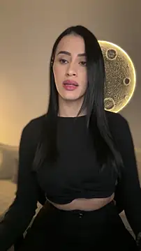 Snapshot of SarahhSmitth1 chatting on February 23, 9:45 pm SarahhSmitth1 online show from February 23, 9:45 pm