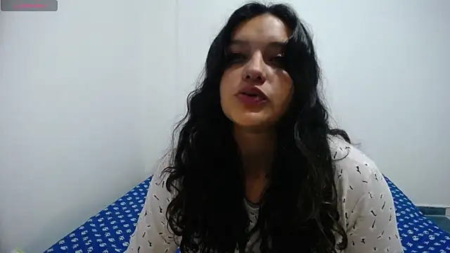 Laurenkenner  online show from December 16, 10:56 pm