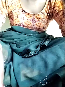 Snapshot of Cutkajal chatting on January 19, 7:25 am Cutkajal online show from January 19, 7:25 am
