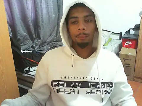 Snapshot of 29YOURZ_28_ chatting on October 7, 8:44 am 29YOURZ 28 online show from October 7, 8:44 am