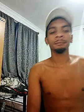 Snapshot of 29YOURZ_28_ chatting on October 23, 7:23 pm 29YOURZ 28 online show from October 23, 7:23 pm