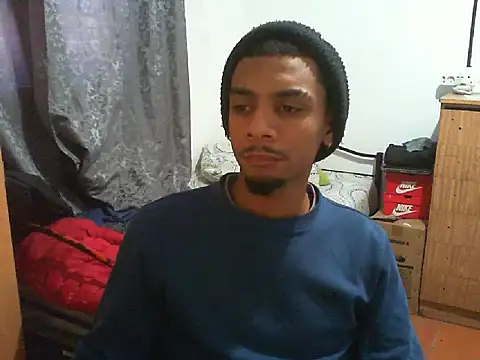 Snapshot of 29YOURZ_28_ chatting on October 28, 9:57 am 29YOURZ 28 online show from October 28, 9:57 am