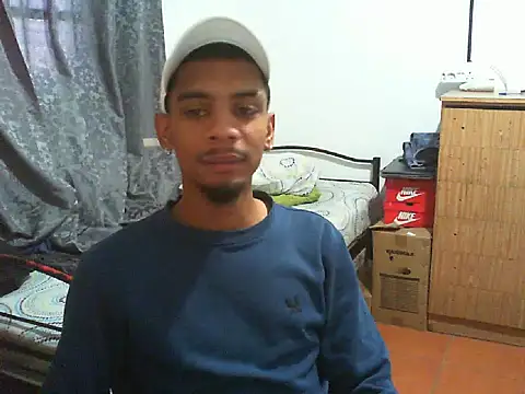 Snapshot of 29YOURZ_28_ chatting on November 6, 9:54 am 29YOURZ 28 online show from November 6, 9:54 am