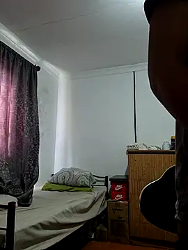 Snapshot of 29YOURZ_28_ chatting on November 26, 1:12 pm 29YOURZ 28 online show from November 26, 1:12 pm