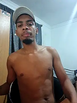 Snapshot of 29YOURZ_28_ chatting on December 2, 10:16 pm 29YOURZ 28 online show from December 2, 10:16 pm