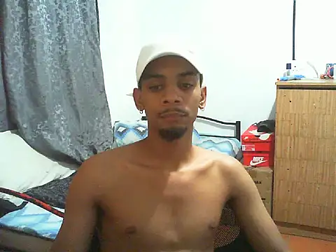 Snapshot of 29YOURZ_28_ chatting on January 14, 7:19 pm 29YOURZ 28 online show from January 14, 7:19 pm