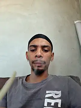 Snapshot of 29YOURZ_28_ chatting on February 6, 11:57 am 29YOURZ 28 online show from February 6, 11:57 am