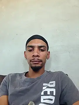 Snapshot of 29YOURZ_28_ chatting on February 17, 11:50 am 29YOURZ 28 online show from February 17, 11:50 am