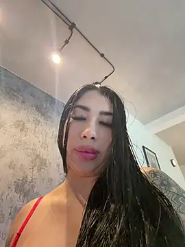 kiim taaylor online show from February 9, 2:32 pm