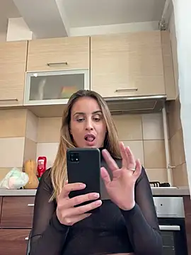 Daisyforyou online show from December 13, 12:17 pm