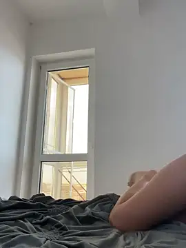 Daisyforyou online show from February 4, 9:17 am