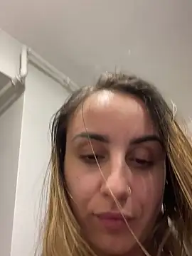 Daisyforyou online show from February 25, 1:30 am