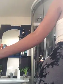 Daisyforyou online show from March 23, 6:26 am