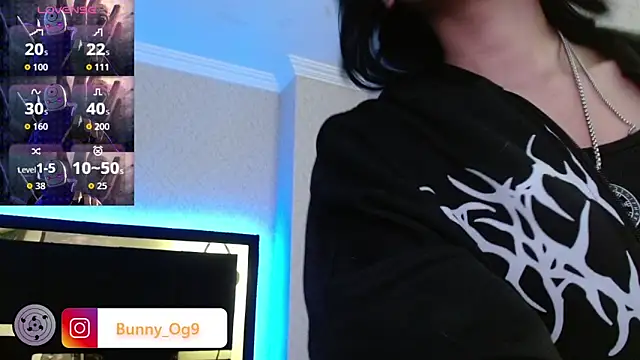 Bunny O online show from May 13, 1:14 am