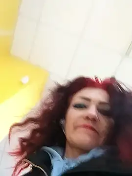 SweetLeila40 online show from April 28, 4:56 pm