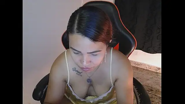 sexymoreniita online show from March 11, 12:22 am