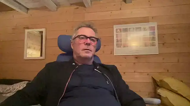 lelohop online show from December 4, 7:06 am