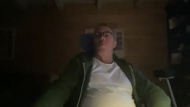 lelohop online show from October 17, 6:27 am