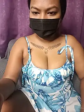 Hot Urvi online show from May 16, 8:33 am