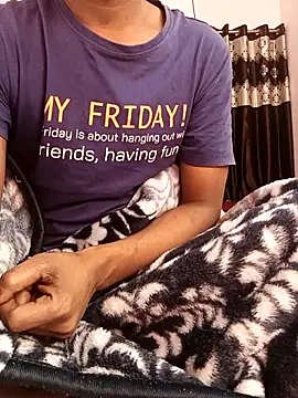 Snapshot of MUMTAJ-1 chatting on January 9, 4:10 pm MUMTAJ-1 online show from January 9, 4:10 pm