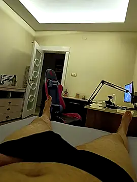 31cektirenbatuu online show from October 27, 8:57 pm