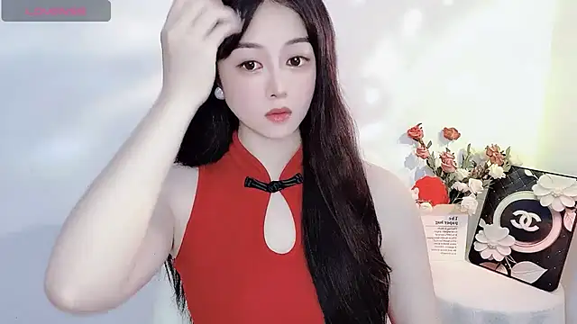 Snapshot of Lydia_170 chatting on June 12, 2:49 pm Lydia 170 online show from June 12, 2:49 pm