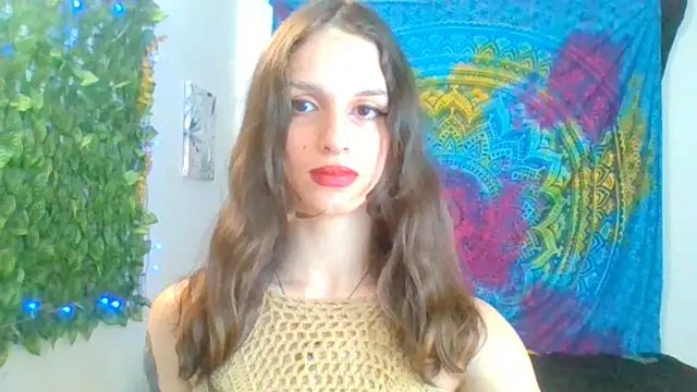 Snapshot of BurningVenus12 chatting on December 13, 1:37 am BurningVenus12 online show from December 13, 1:37 am