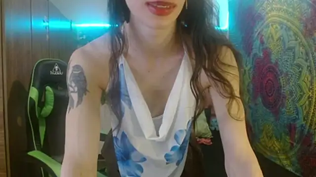 BurningVenus12 online show from June 28, 12:33 pm