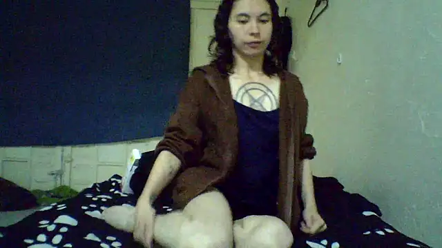 CELEna098rs707 online show from February 18, 4:52 am