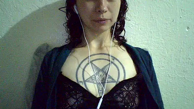 Snapshot of CELEna098rs707 chatting on April 5, 1:14 am CELEna098rs707 online show from April 5, 1:14 am