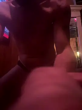 Snapshot of smashb33 chatting on October 22, 10:04 am smashb33 online show from October 22, 10:04 am