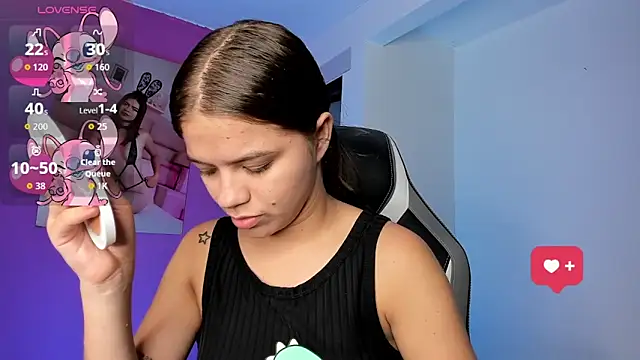 PaigeJayden online show from September 23, 4:59 am