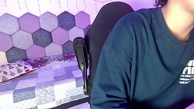 Horny tgn online show from December 4, 5:32 pm